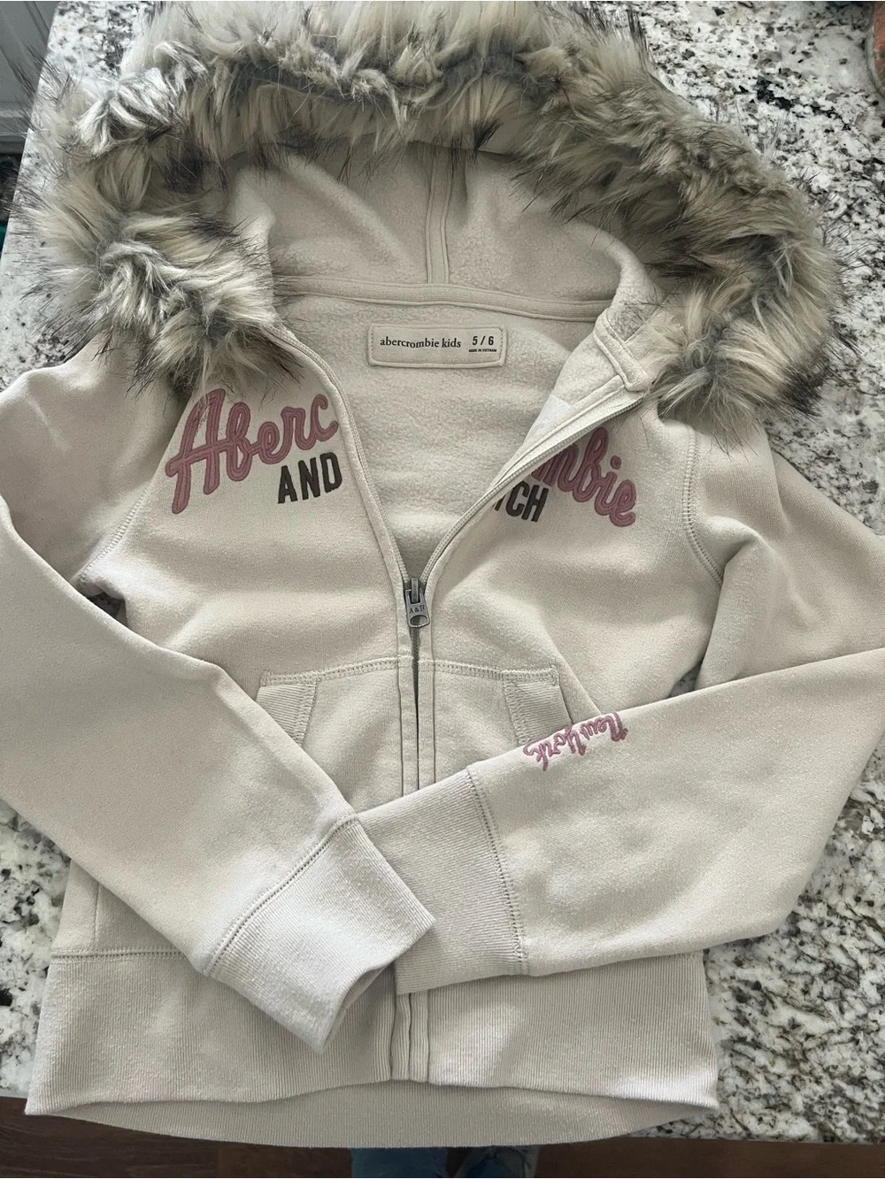 Abercrombie Kids Girls' Cream Faux-Fur Hooded Jacket Size 5/6